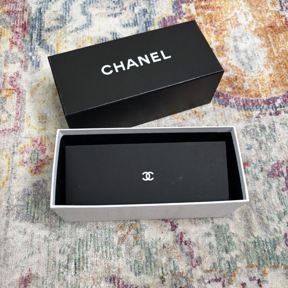 Chanel 5014 Quilted CC Sunglasses - Picture 12 of 13